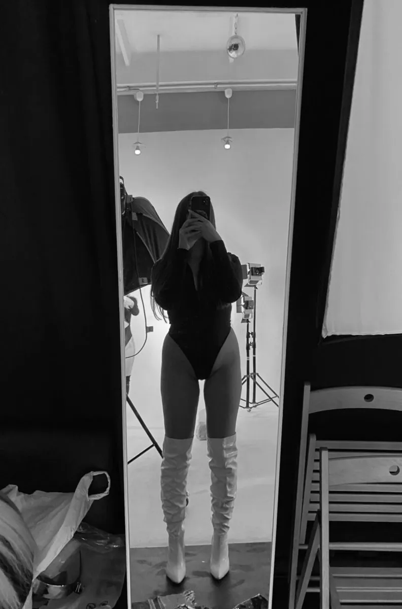 Аделина escort in Sochi