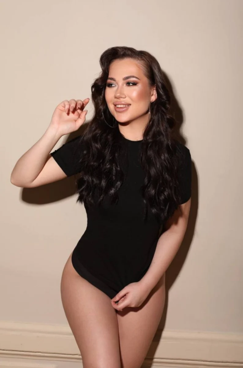 Амелия escort in Sochi