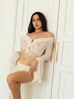 Анет escort in Sochi
