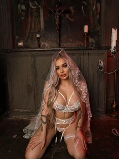Екатерина escort in Sochi