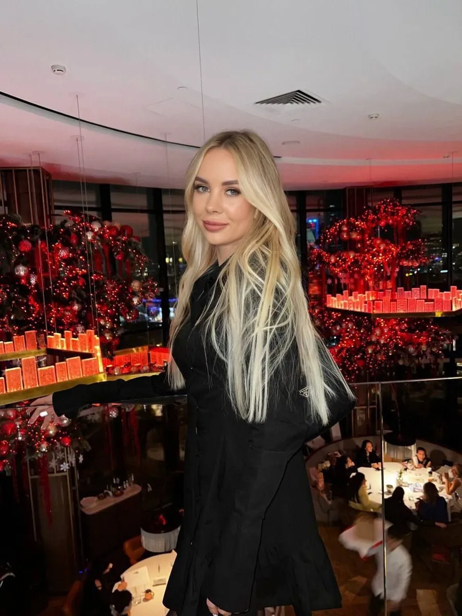 Елена escort in Sochi