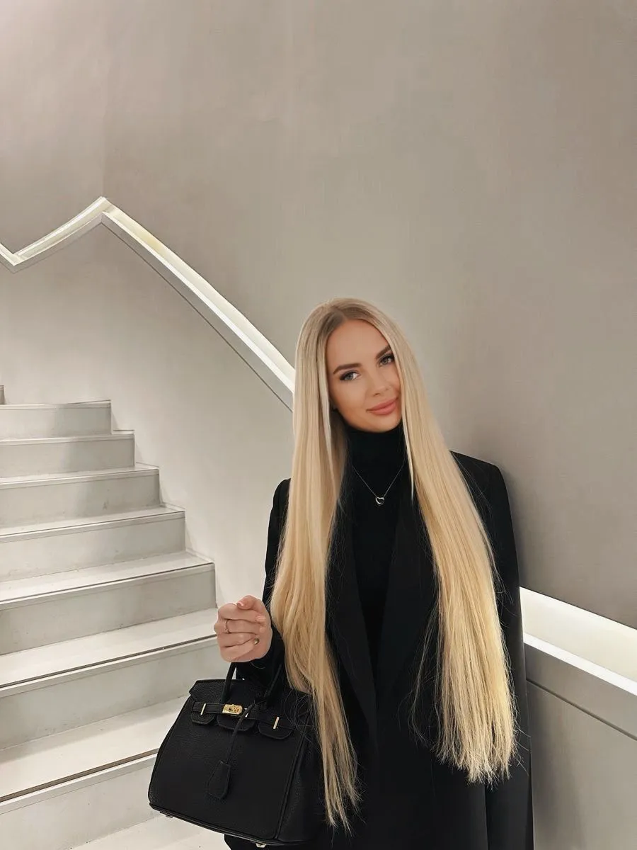 Елена escort in Sochi