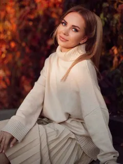 Елена escort in Sochi