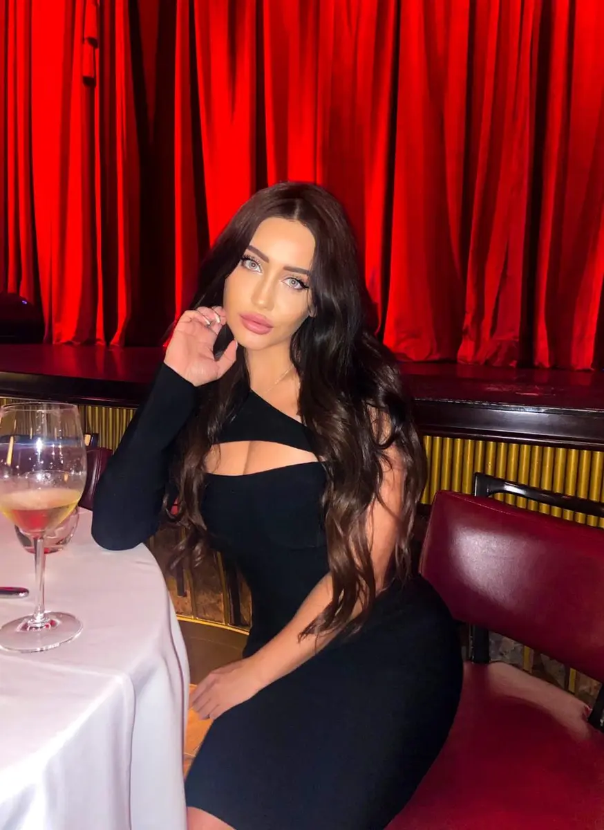 Глория escort in Sochi