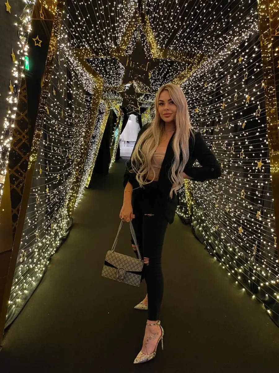 Хелен escort in Sochi