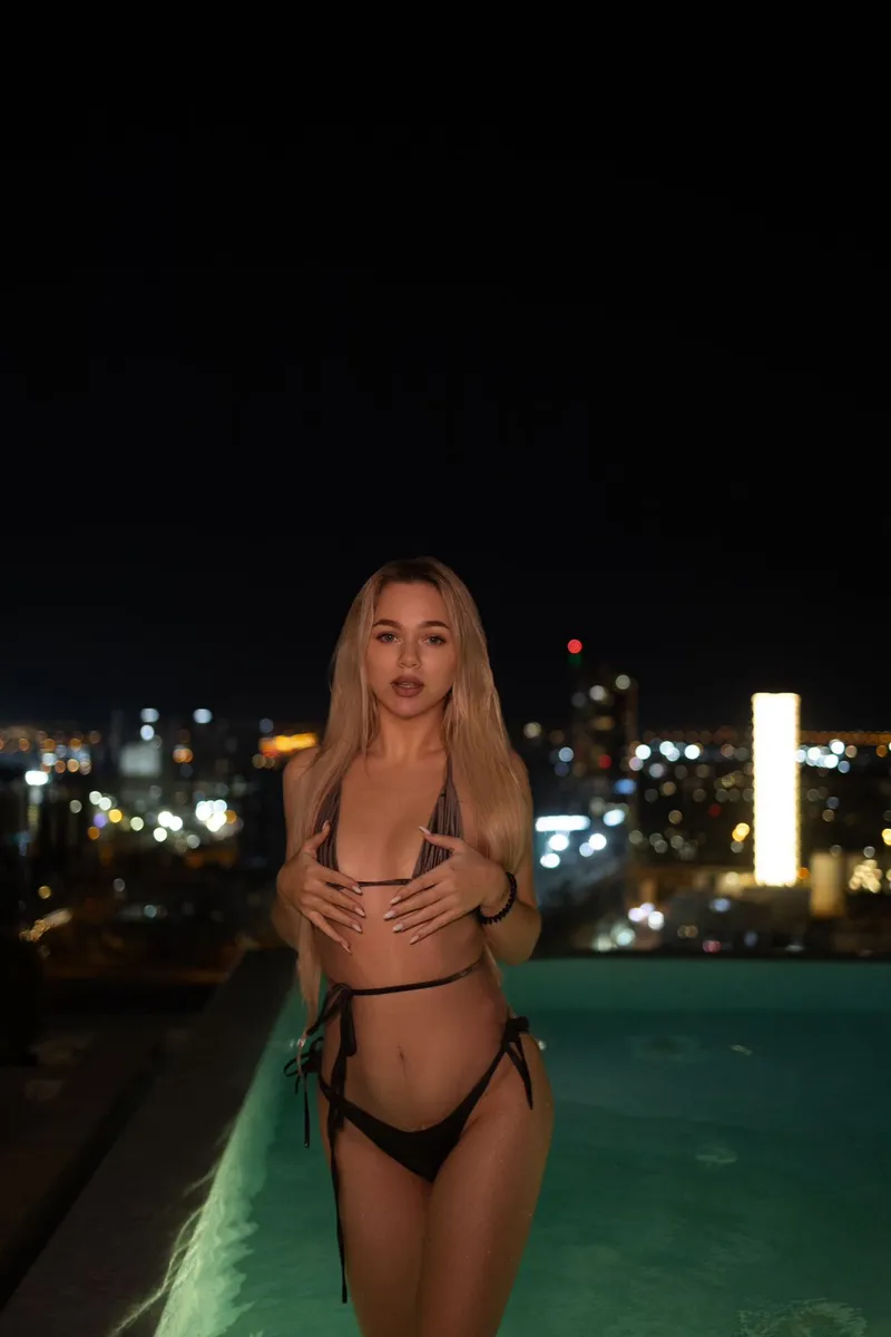 Хелси escort in Sochi