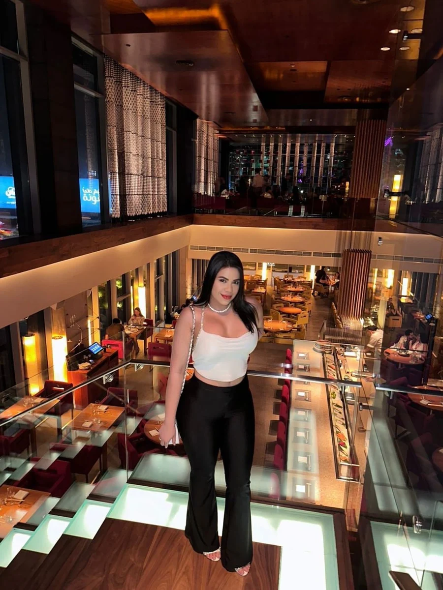 Хлоя escort in Sochi