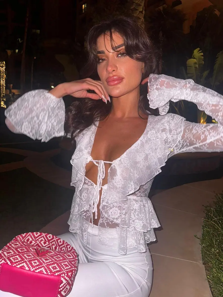Изабель escort in Sochi