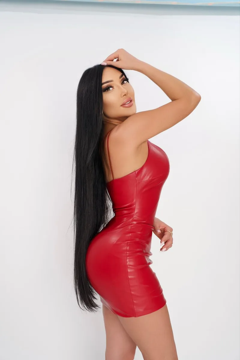 Камилла escort in Sochi
