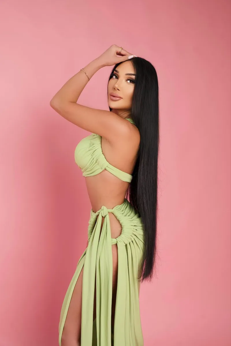 Камилла escort in Sochi