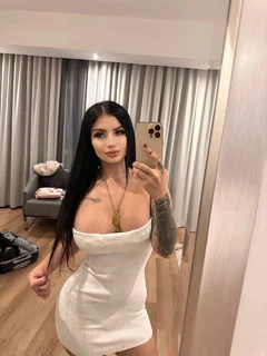 Каролина escort in Sochi