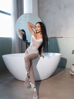Лана escort in Sochi