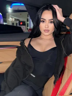 Леора escort in Sochi