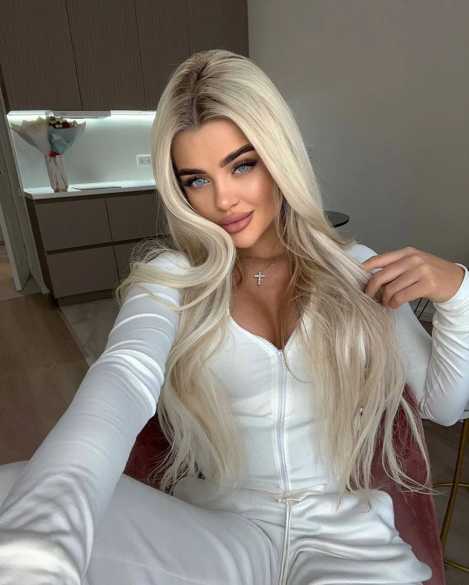 Лиана escort in Sochi