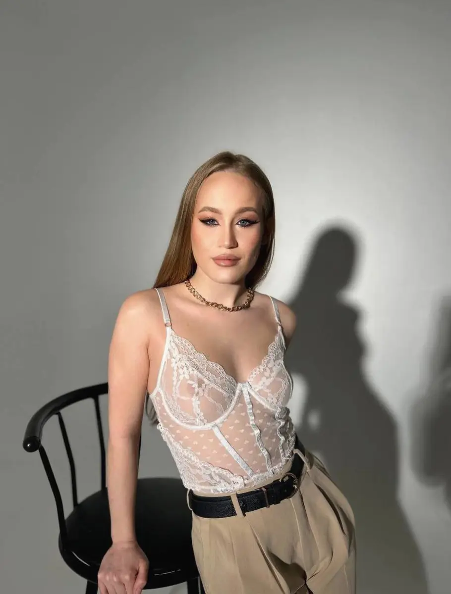 Линда escort in Sochi
