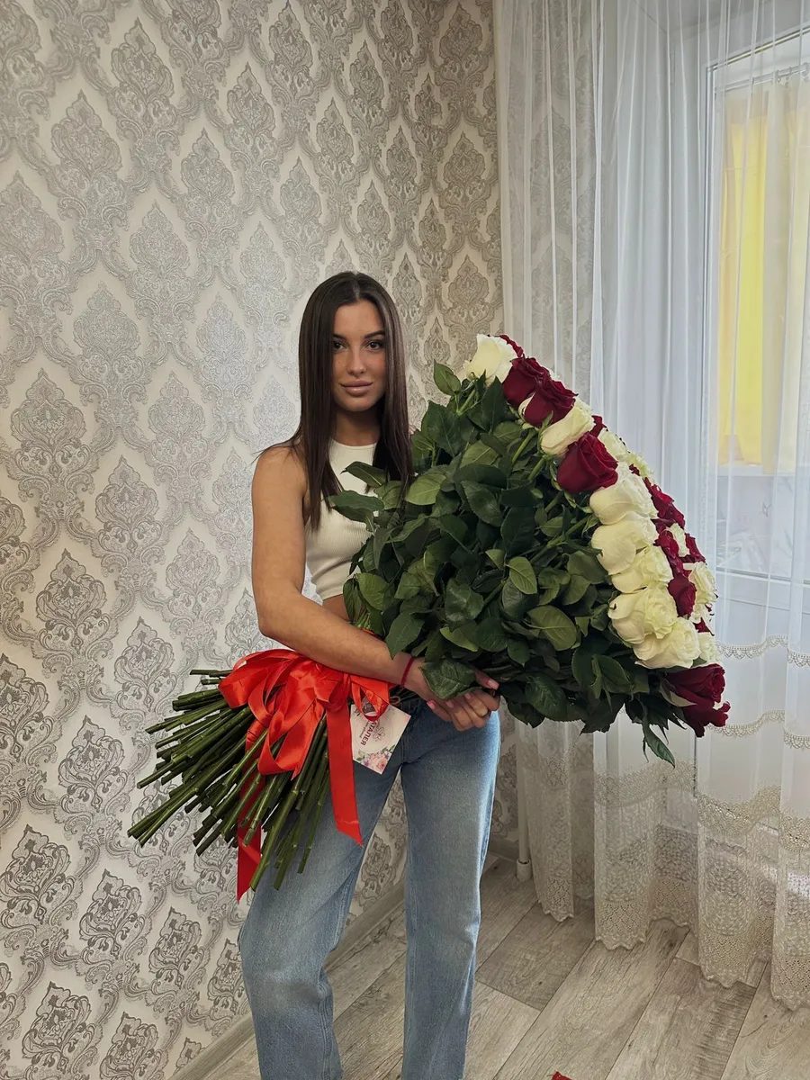 Лиза escort in Sochi