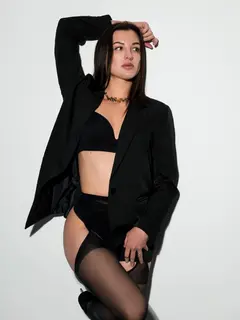 Лиза escort in Sochi