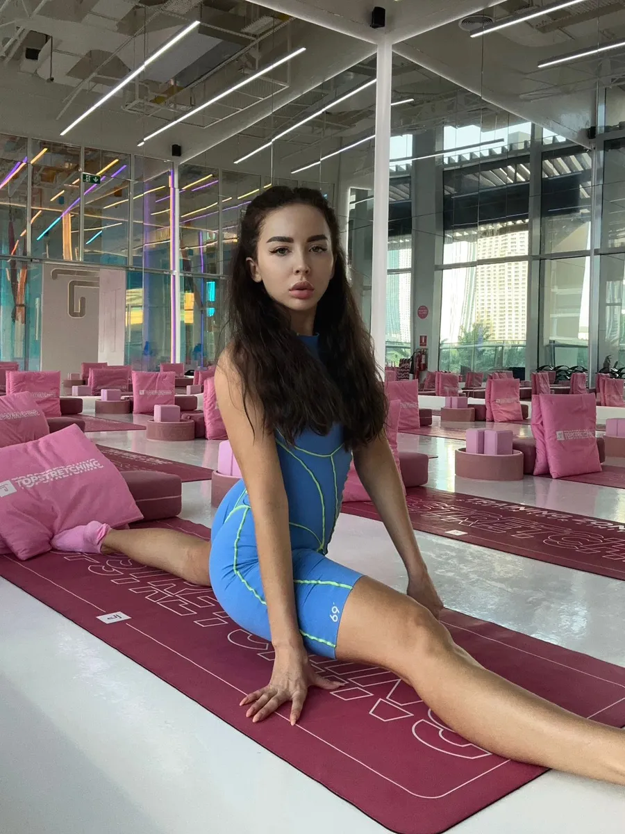 Лолита escort in Sochi