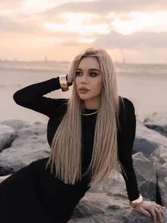 Лорена escort in Sochi