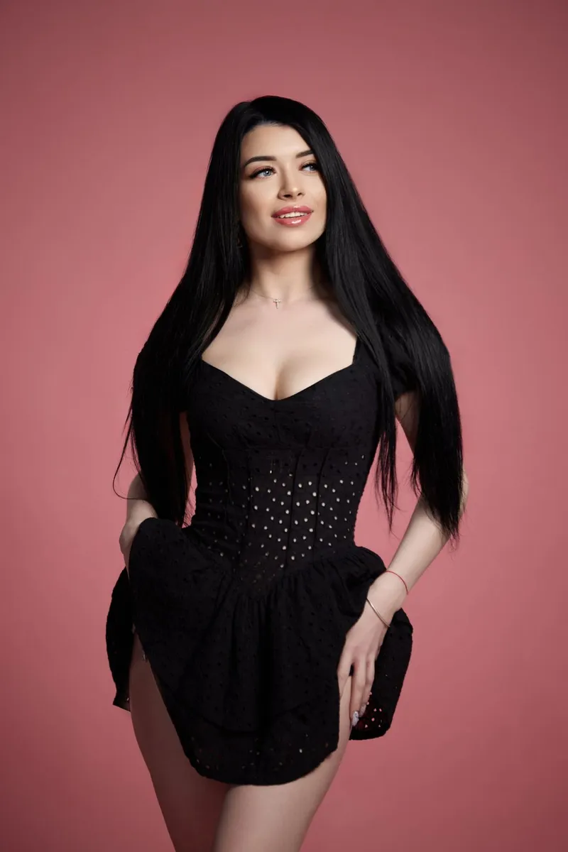 Мальвина escort in Sochi