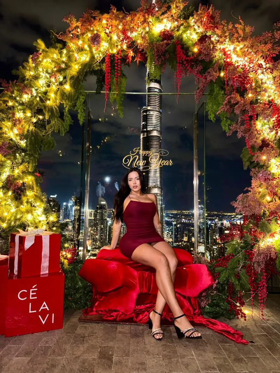 Мелания escort in Sochi