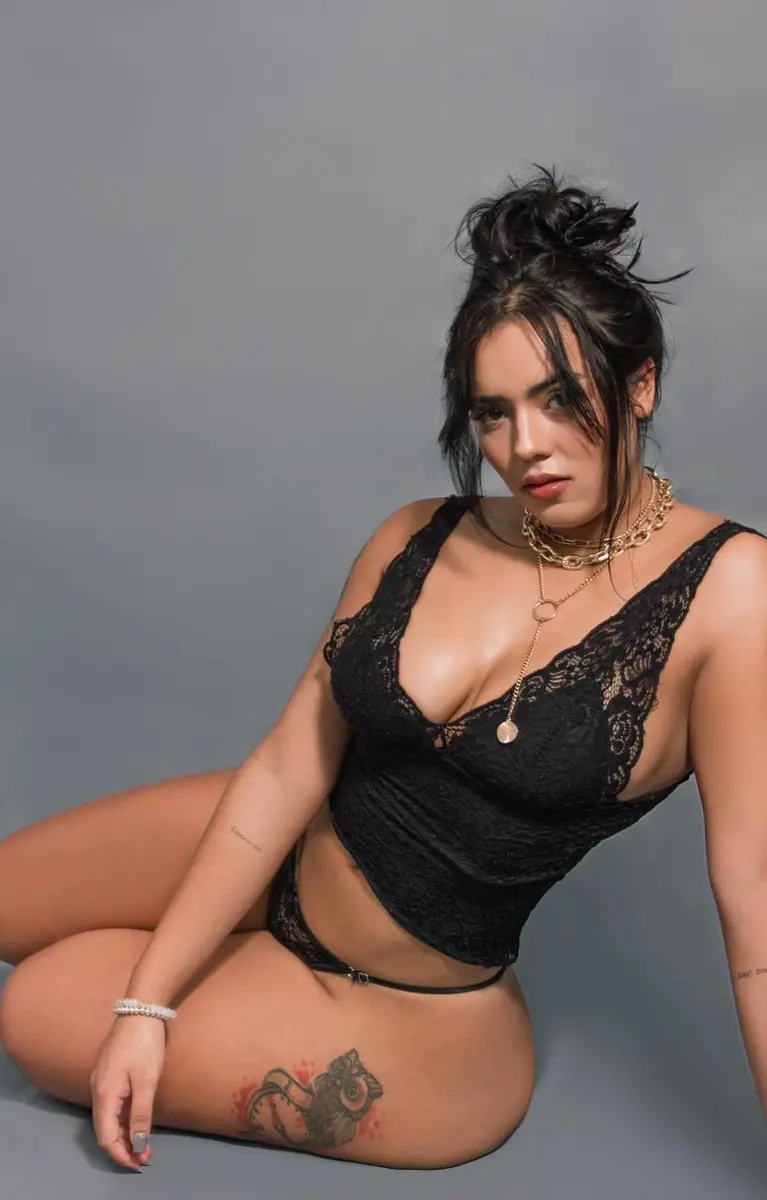 Мелания escort in Sochi