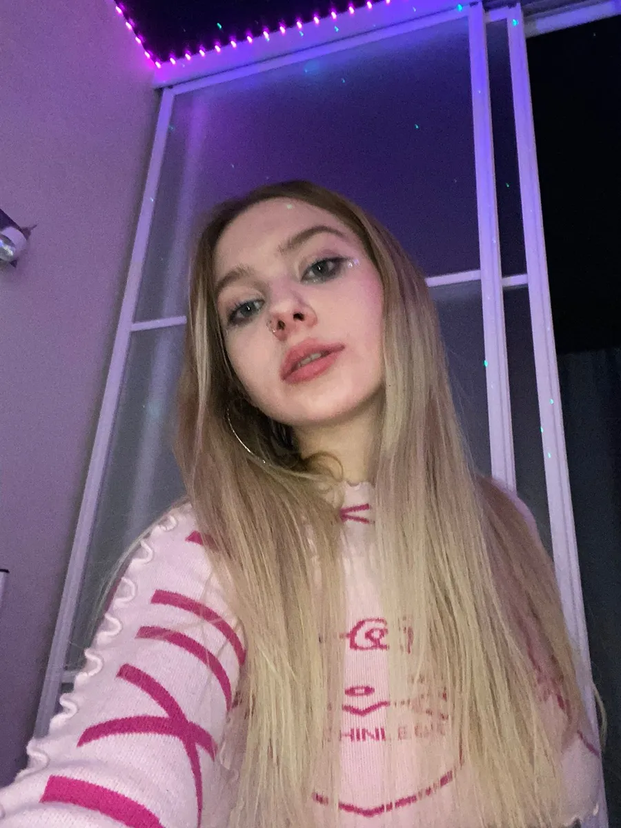 Мия escort in Sochi