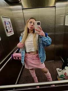 Мия escort in Sochi