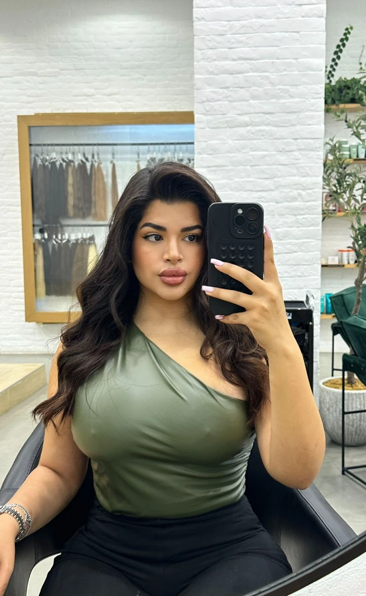 Мирика escort in Sochi