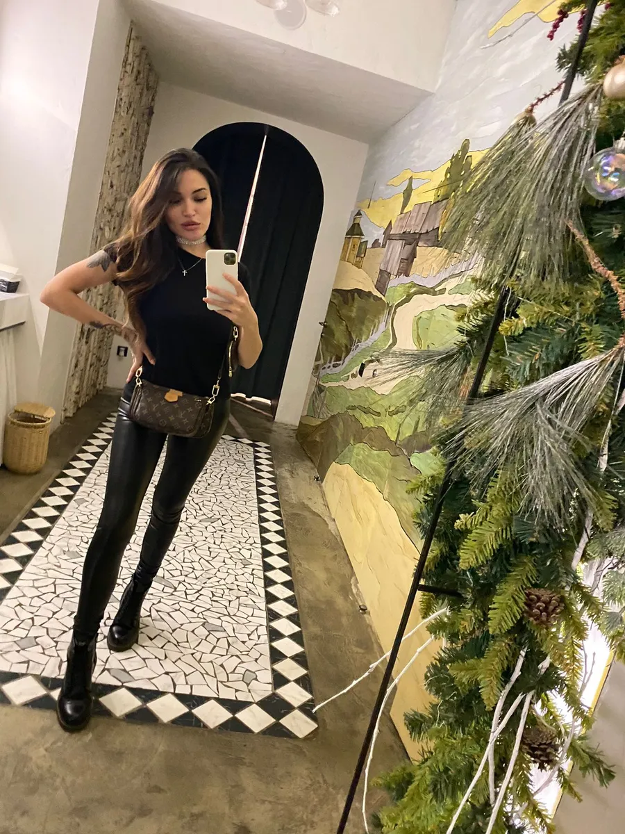 Нерия escort in Sochi