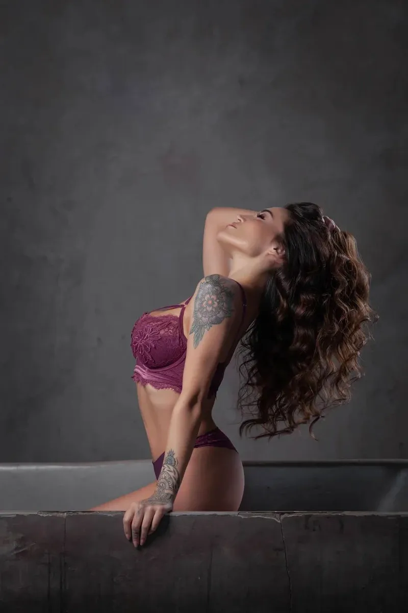 Нерия escort in Sochi