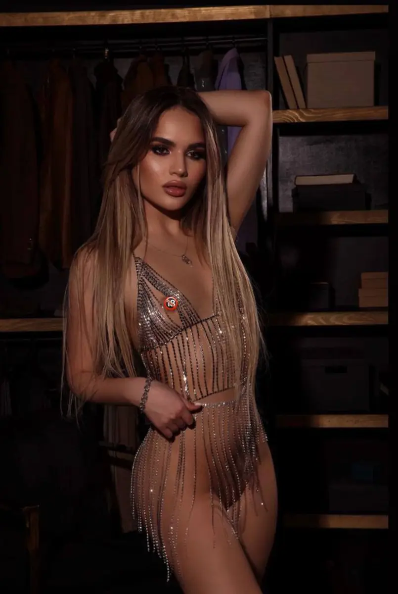 Нита escort in Sochi