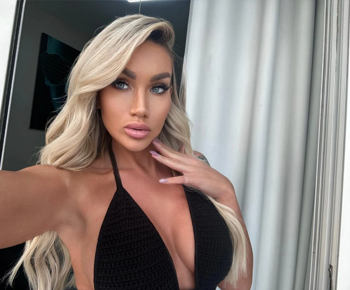 Норина escort in Sochi