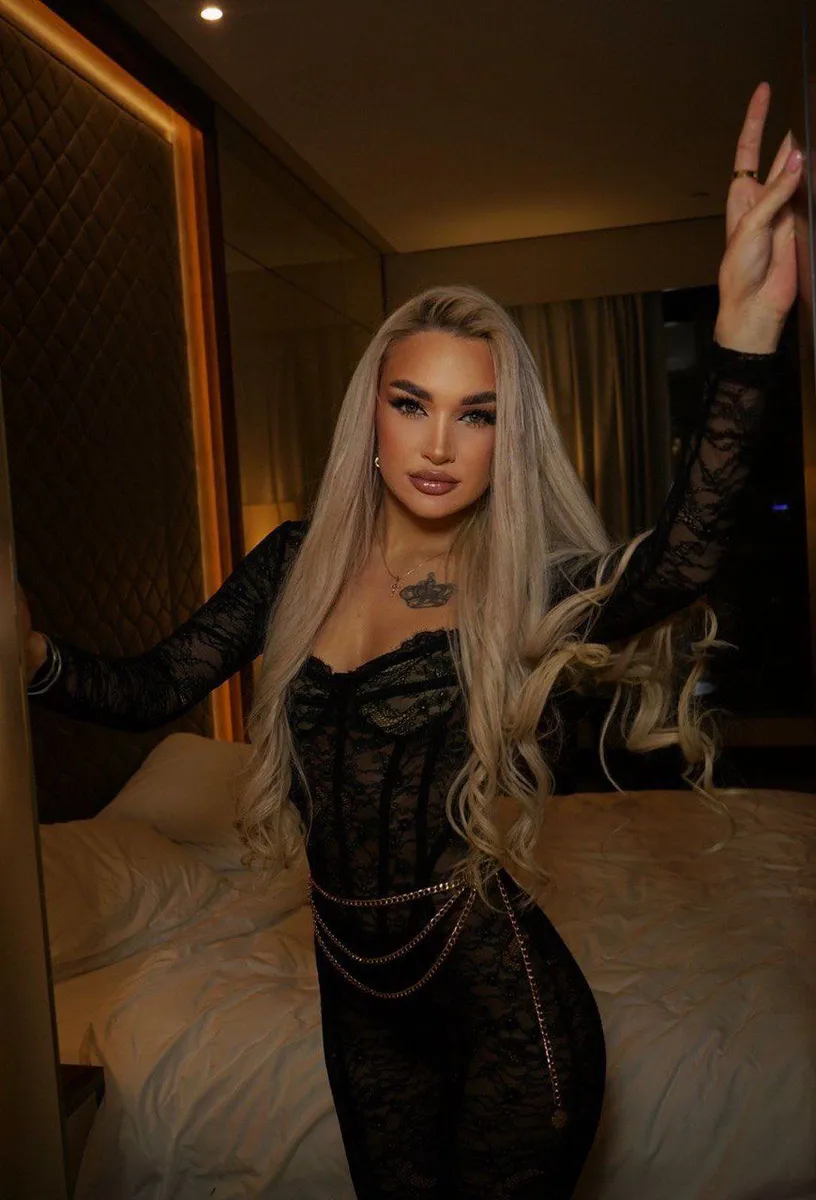 Златослава escort in Sochi