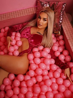 Златослава escort in Sochi